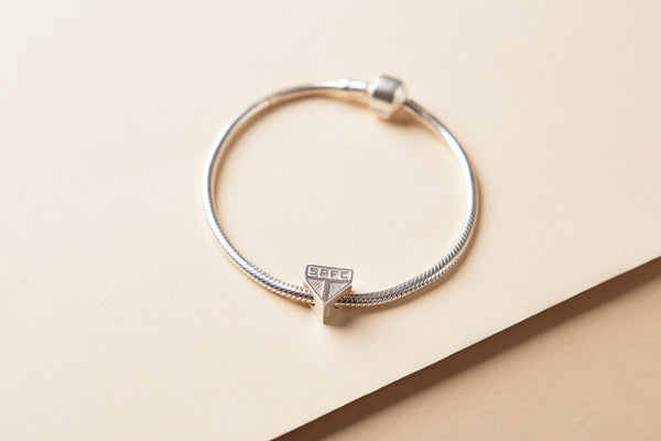 Berloque São Paulo Escudo em Prata 925 + Pulseira